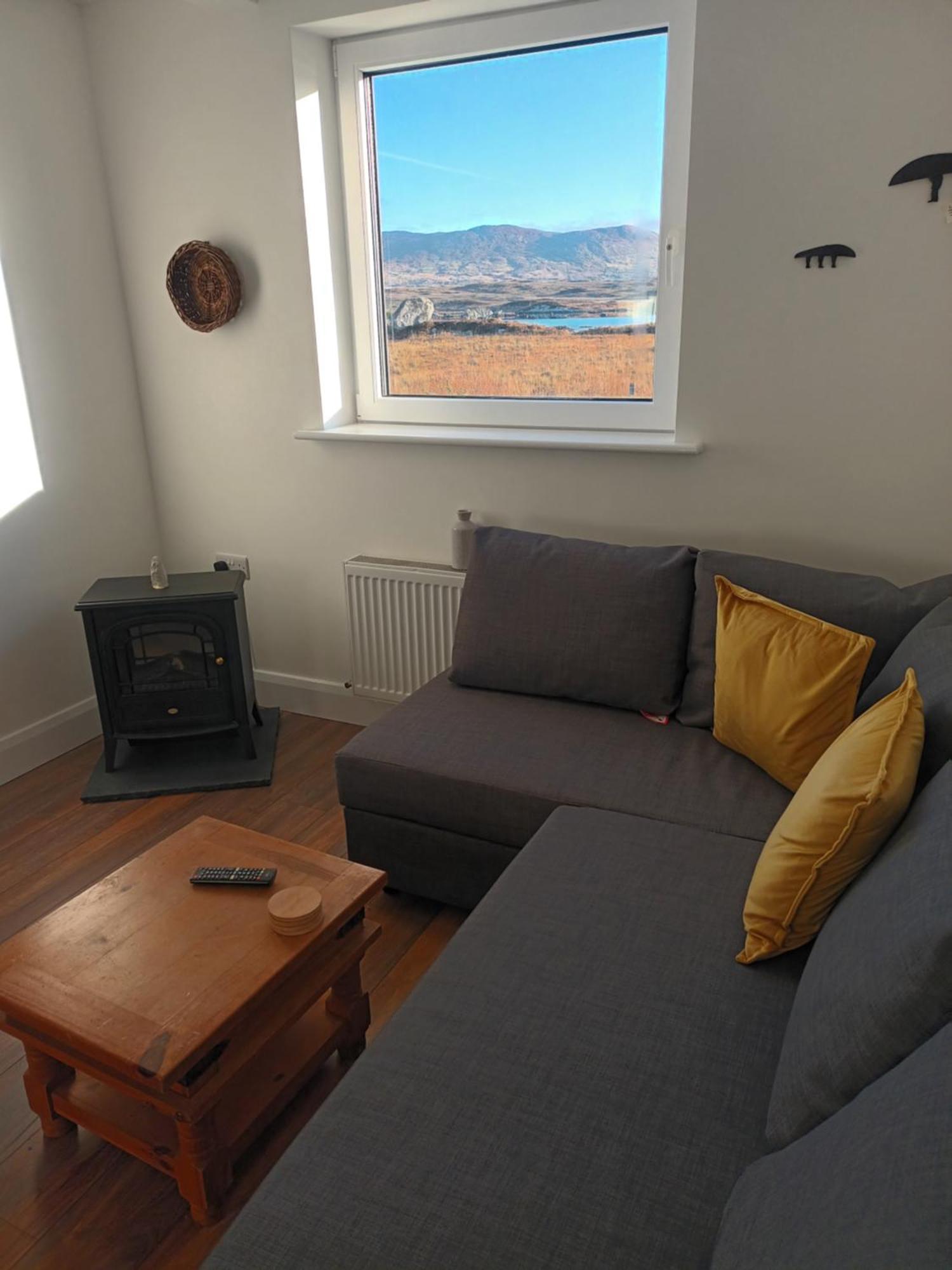 Connemara Lake View Apartment Camus Eighter Εξωτερικό φωτογραφία