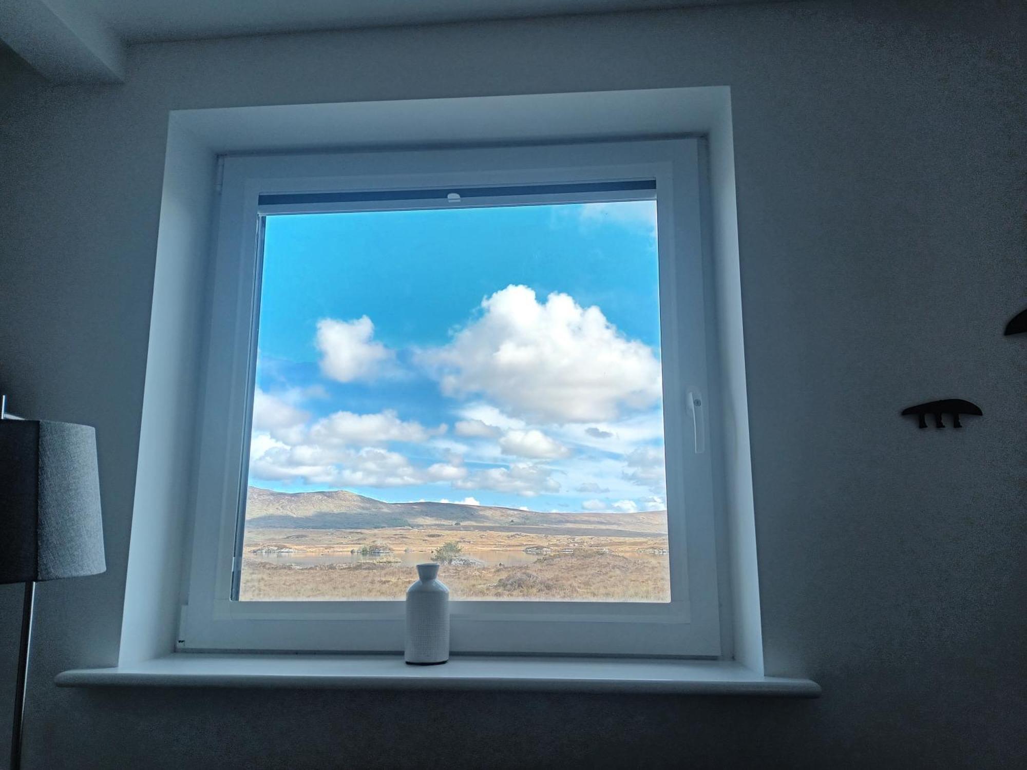 Connemara Lake View Apartment Camus Eighter Εξωτερικό φωτογραφία